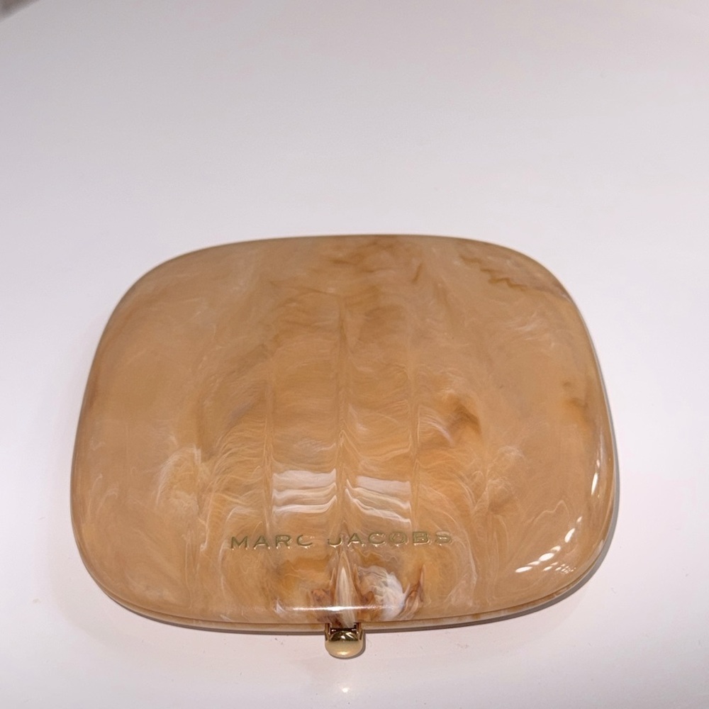 Discontinued Mark Jacob’s Tantastic GLO!